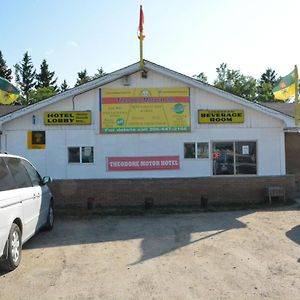 Theodore Motor Hotel